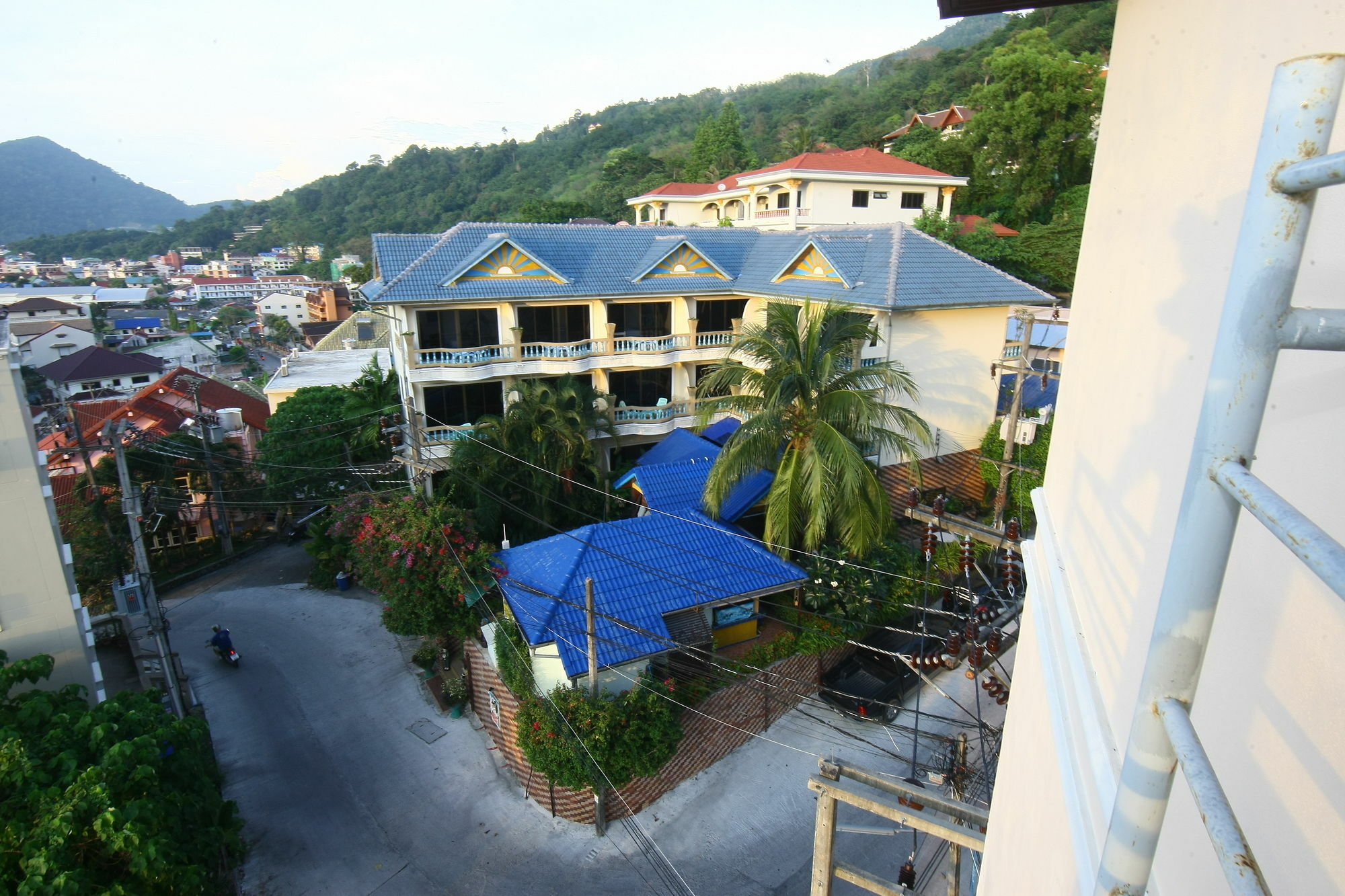 Patong Sunbeach Mansion Eksteriør bilde
