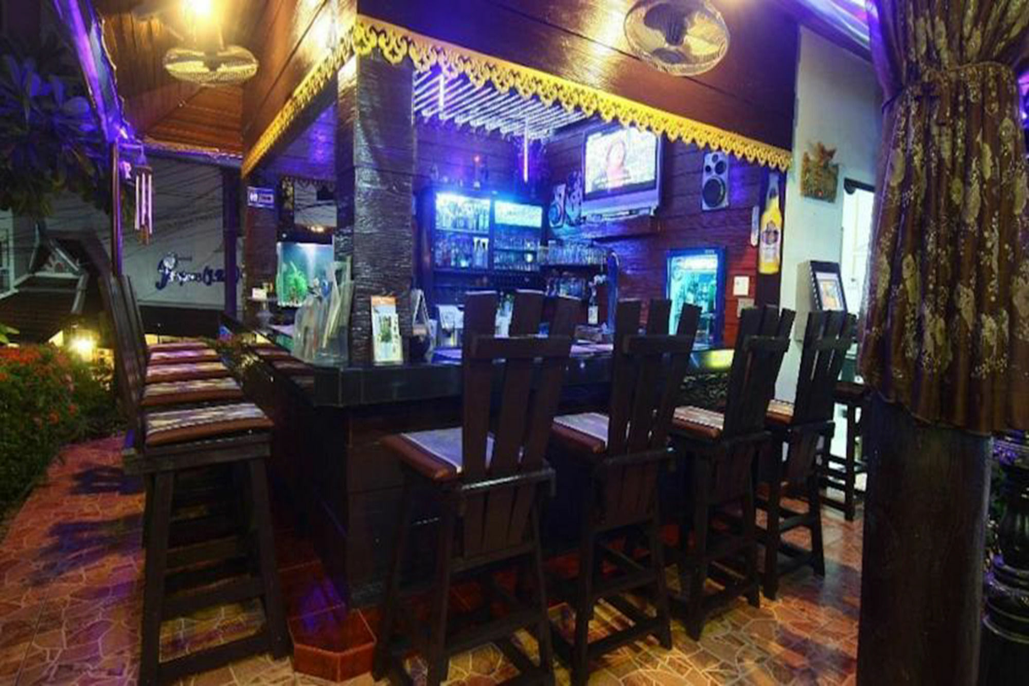 Patong Sunbeach Mansion Eksteriør bilde